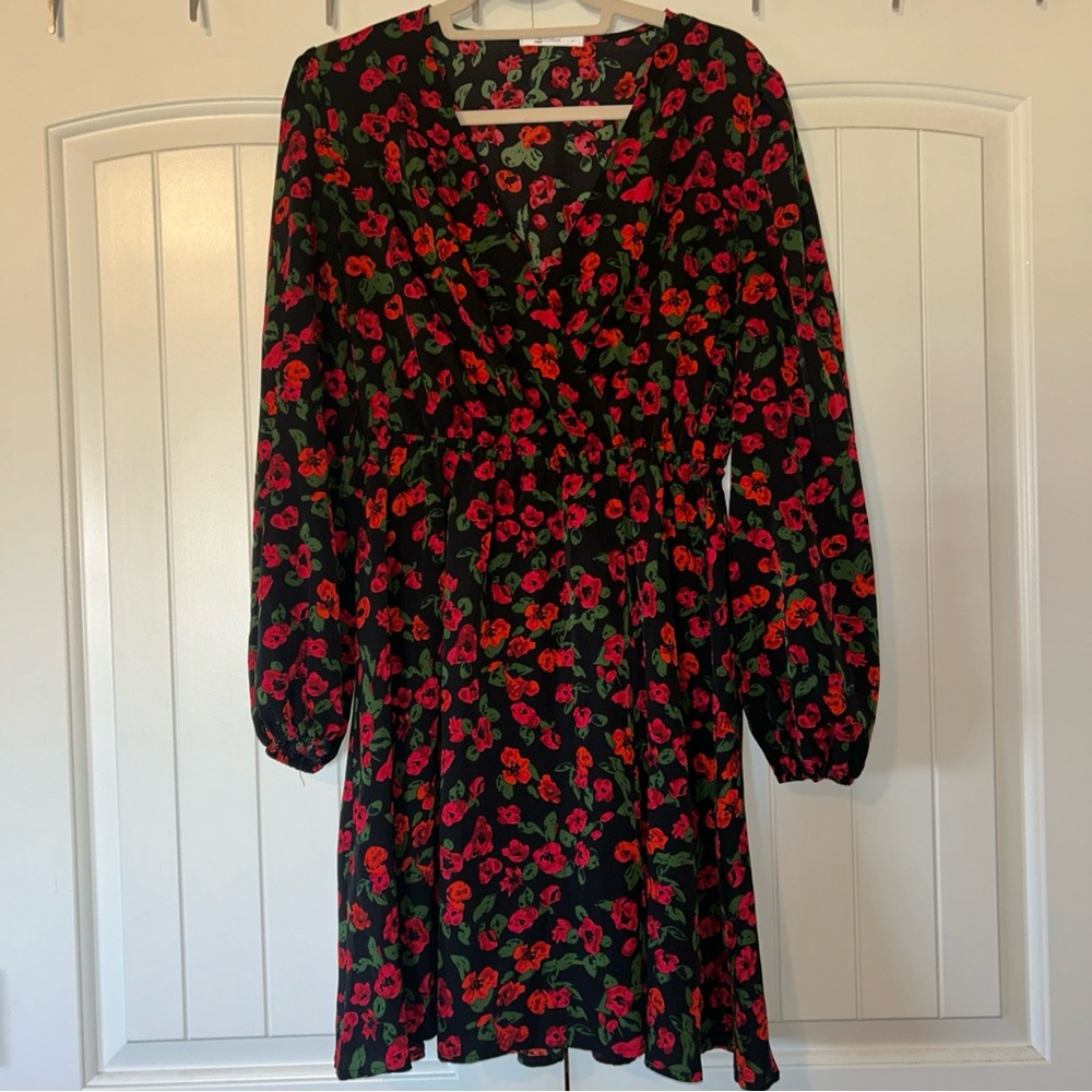CUPSHE Black & Red V Neck Mini Summer Dress Long Sleeve, Size Large